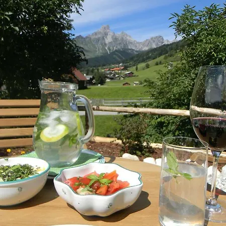 Garni Rottenau 3*